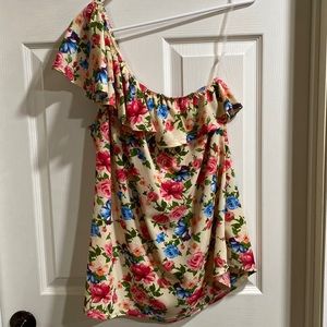 Sun and moon M one shoulder floral top with ruffle